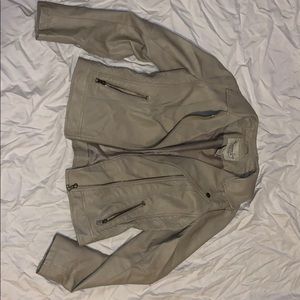 100% polyester non leather jacket w/ pockets